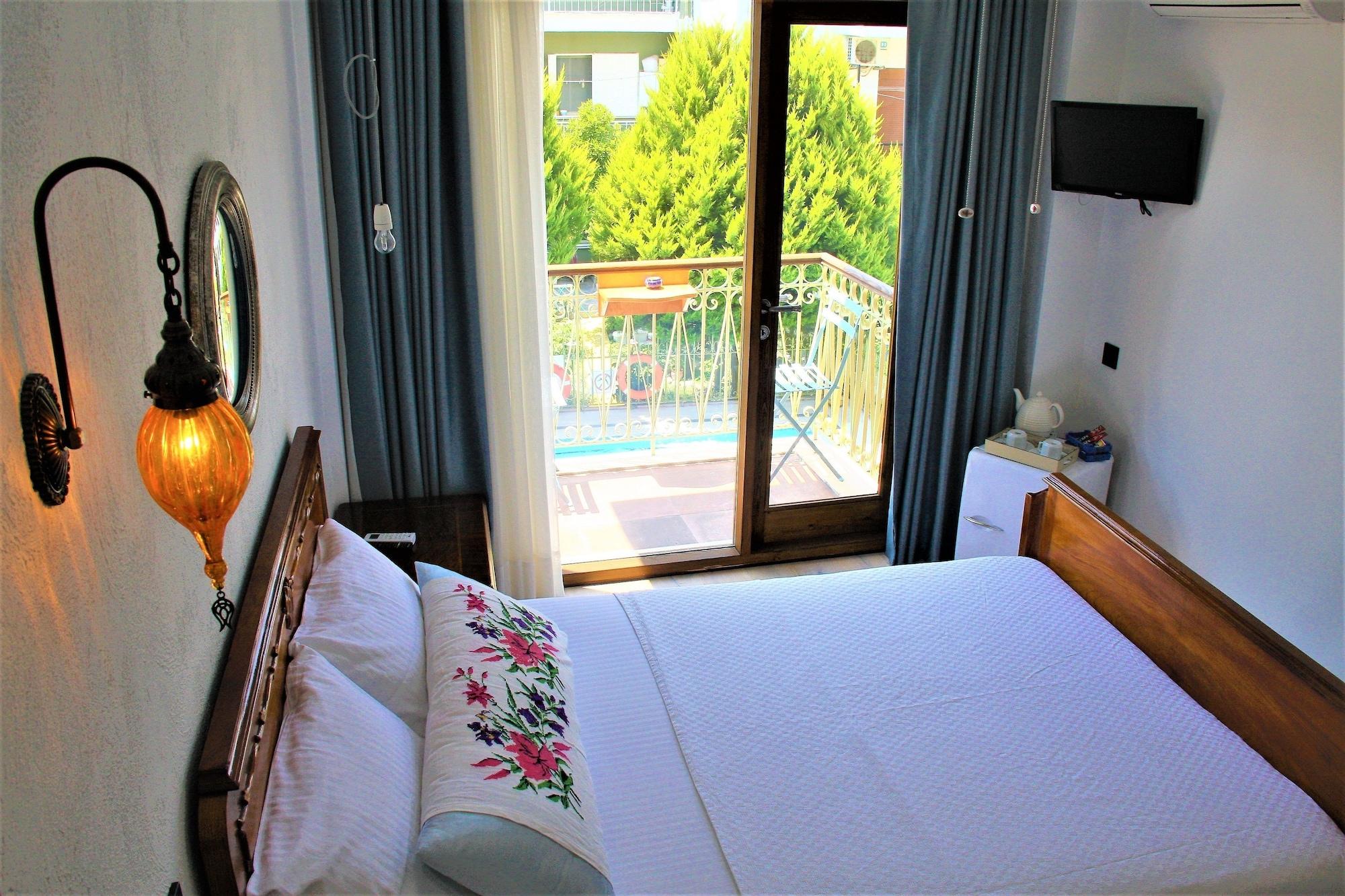Amphora Hotel Foça Luaran gambar