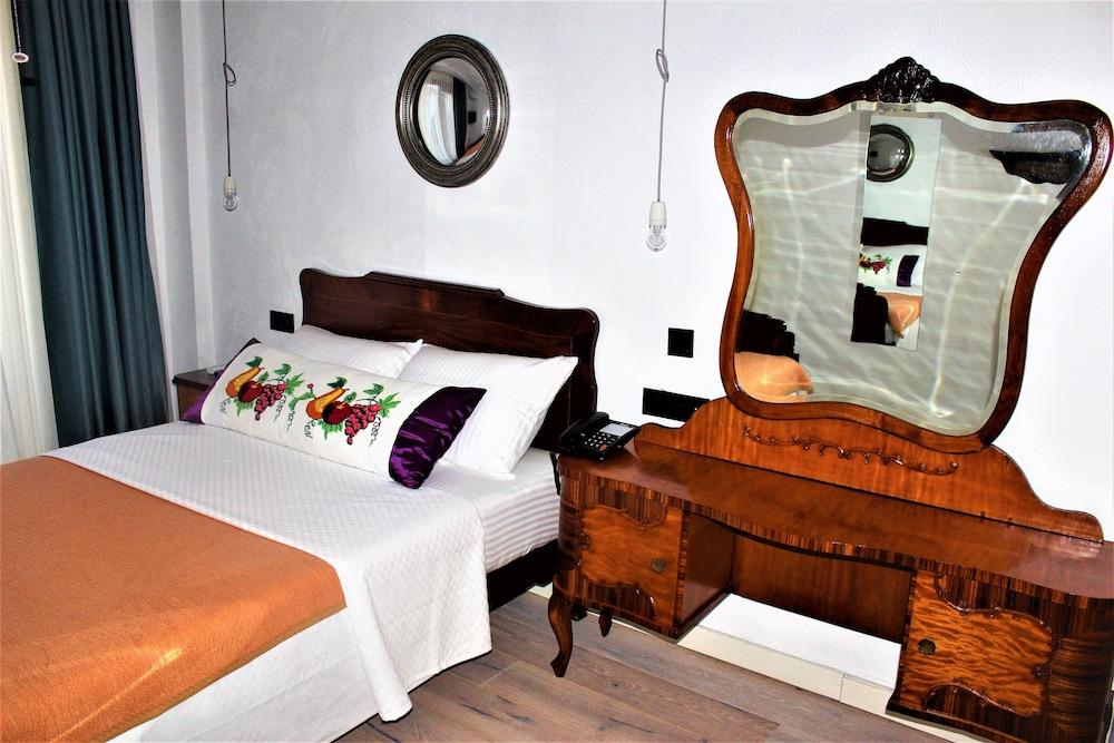 Amphora Hotel Foça Luaran gambar