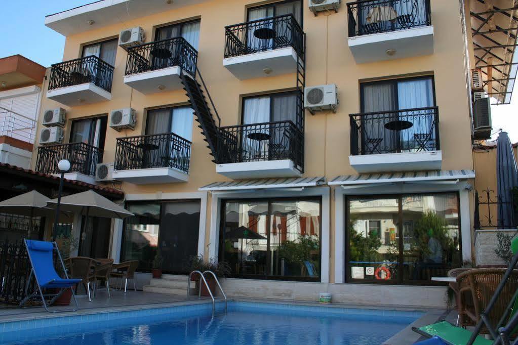 Amphora Hotel Foça Luaran gambar