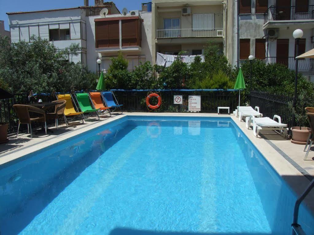 Amphora Hotel Foça Luaran gambar